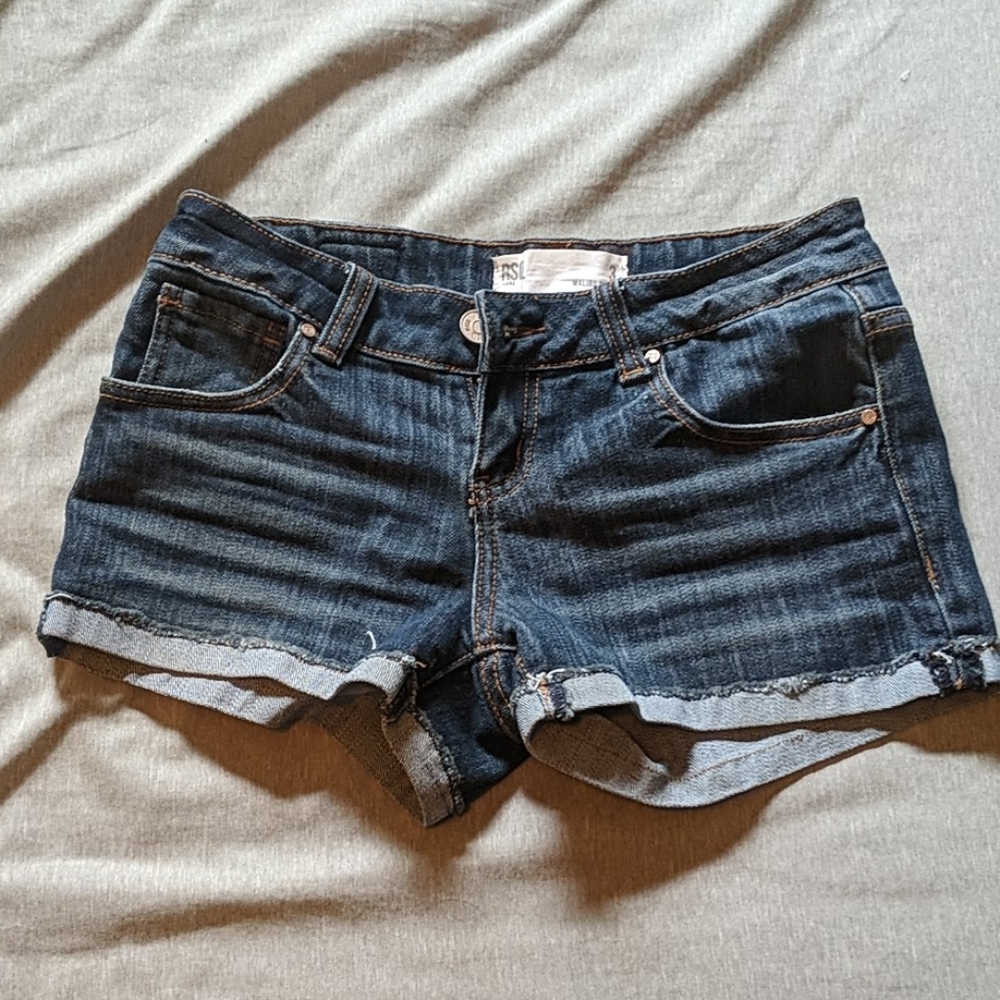 Jean Shorts (Short shorts)